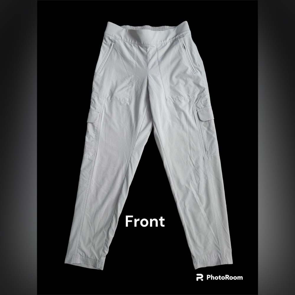 Athleta Chelsea cargo lined pant. Like new (worn once)